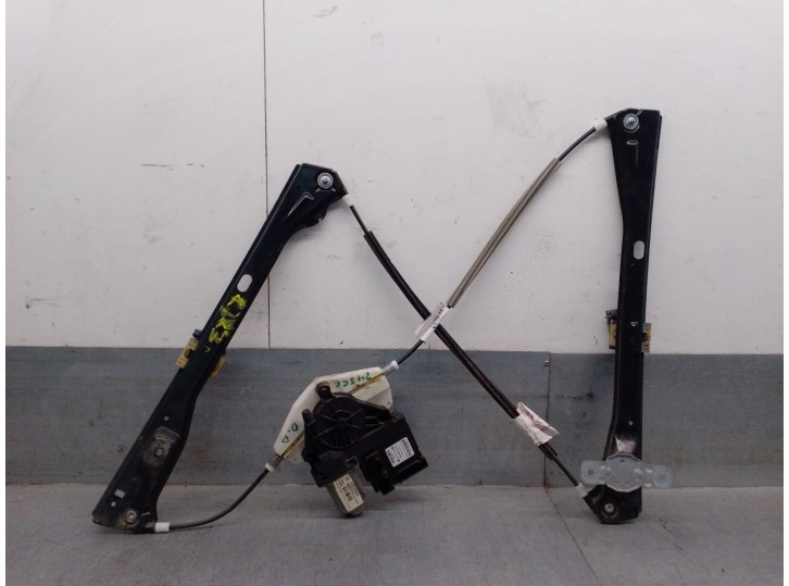 Recambio de elevalunas delantero derecho para volkswagen golf v berlina (1k1) 2.0 tdi referencia OEM IAM 1K0959702K 1K0959702L 