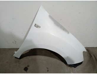 Recambio de aleta delantera derecha para dacia sandero ii 1.2 16v cat referencia OEM IAM 631000142R 631000142R 