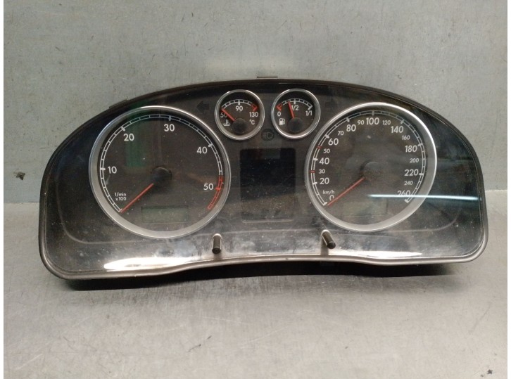 Recambio de cuadro instrumentos para volkswagen passat berlina (3b3) 1.9 tdi referencia OEM IAM 3B0920849A 3B0920849AX 3B0920849