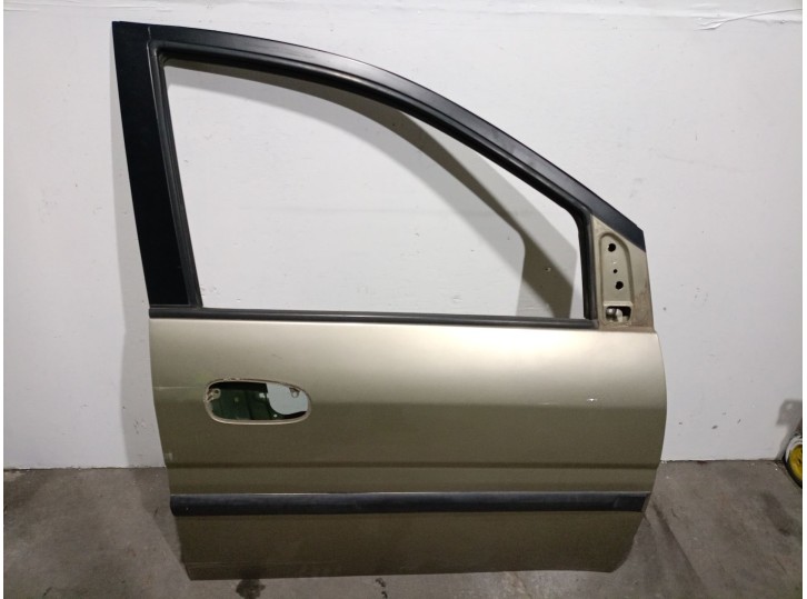 Recambio de puerta delantera derecha para hyundai matrix (fc) 1.6 cat referencia OEM IAM 7600417020 7600417020 