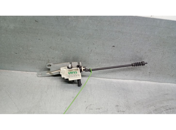 Replacement fuel cap motor for BMW X6 (E71, E72) xDrive 35 D OEM IAM reference 67117190533 67117190533 