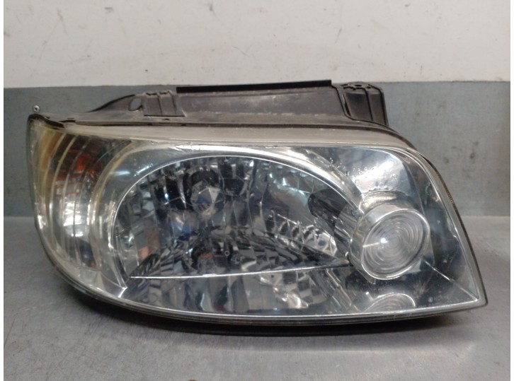 Replacement right headlight for Hyundai Matrix (FC) 1.6 CAT OEM IAM reference 9210417030 9210417030 