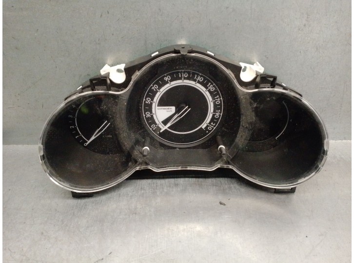Recambio de cuadro instrumentos para citroën c3 ii 1.2 12v referencia OEM IAM 98041179XT  A2C83012700