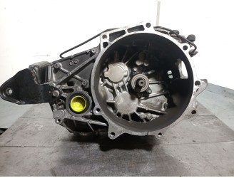 Recambio de caja cambios para dodge journey 2.0 16v crd cat referencia OEM IAM A8908375 5273355AF 