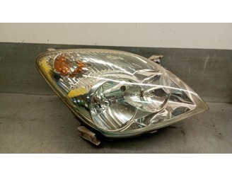 Recambio de faro derecho para toyota corolla verso (e12) 2.0 turbodiesel cat referencia OEM IAM 8113013260 8113013260 