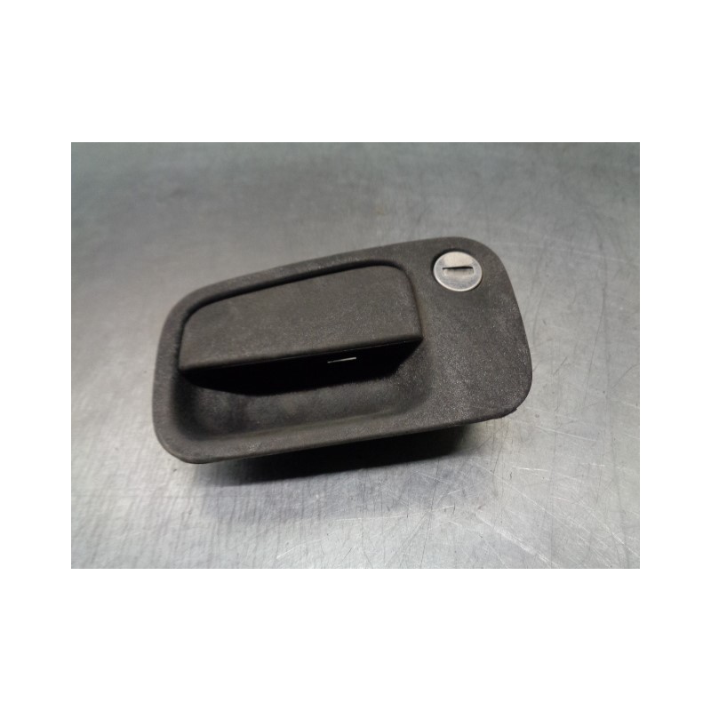 Recambio de maneta exterior delantera derecha para lancia lancia y 1.1 cat referencia OEM IAM 7792958  