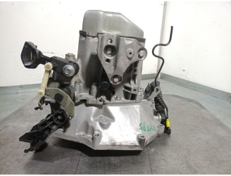 Recambio de caja cambios para citroën c3 ii 1.2 12v referencia OEM IAM 20A701  1195608