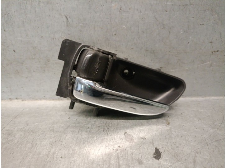Recambio de maneta interior delantera izquierda para subaru forester (sg_) 2.0 awd (sg5) referencia OEM IAM 61051SA021ML 61051SA