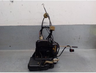 Recambio de cerradura puerta delantera izquierda para mercedes-benz clase clk (w209) coupe 3.2 v6 18v cat referencia OEM IAM A20