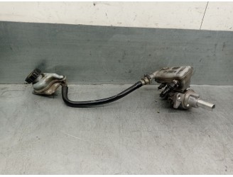 Recambio de bomba freno para ford transit courier b460 furgoneta/monovolumen 1.5 tdci referencia OEM IAM 8V512140DB 1751664 0204