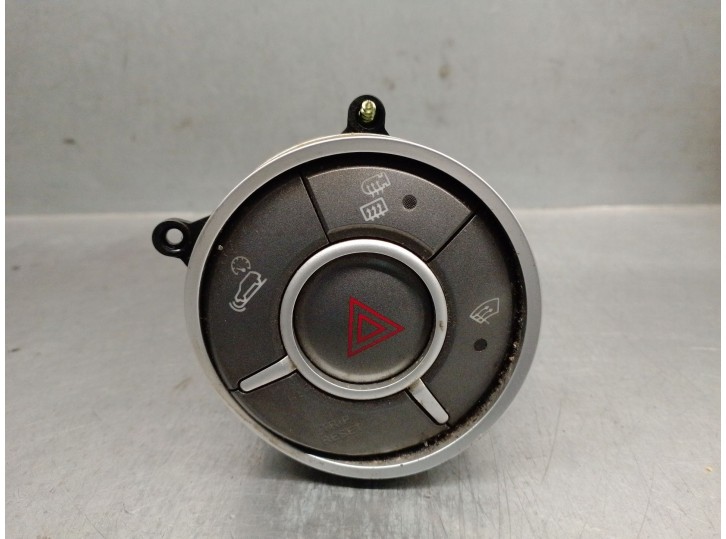 Recambio de warning para ssangyong actyon 2.0 td cat referencia OEM IAM 8520109210HCX 8521031000HCX 