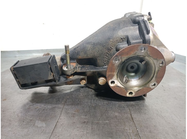 Recambio de diferencial trasero para mitsubishi montero (v60/v70) 3.2 di-d cat referencia OEM IAM MR446873 3501A303 L34D