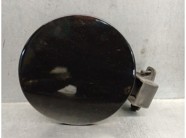 Recambio de tapa exterior combustible para ssangyong actyon 2.0 td cat referencia OEM IAM 7161031000 7161031001LAK 
