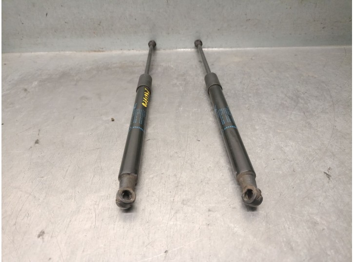 Recambio de amortiguadores maletero / porton para dacia duster ii 1.5 blue dci diesel fap cat referencia OEM IAM 904522228R 9045