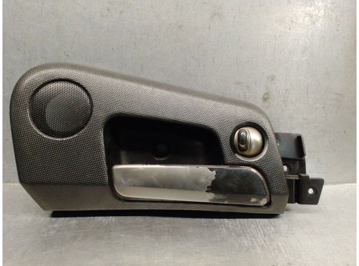 Recambio de maneta interior delantera derecha para ssangyong actyon 2.0 td cat referencia OEM IAM 72421090001  