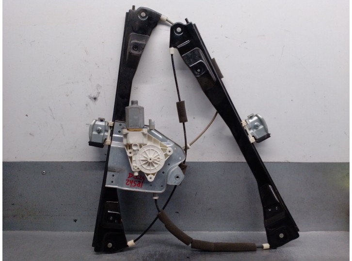 Recambio de elevalunas delantero izquierdo para ssangyong actyon 2.0 td cat referencia OEM IAM 7231109004 8810009002 