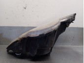 Recambio de faro derecho para ssangyong actyon 2.0 td cat referencia OEM IAM 8310231303 8310231303 