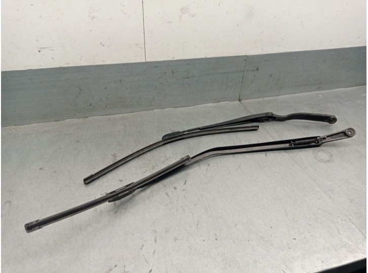 Recambio de brazo limpia delantero derecho para nissan murano i (z50) 3.5 4x4 referencia OEM IAM 28881CC00A 28886CC00A 