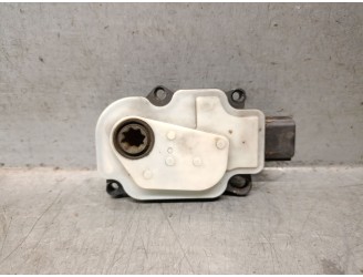 Recambio de motor apertura trampillas climatizador para dacia duster ii 1.5 blue dci diesel fap cat referencia OEM IAM A24041153