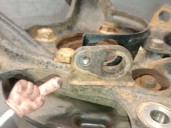 Recambio de mangueta trasera derecha para mitsubishi montero (v60/v70) 3.2 di-d cat referencia OEM IAM MR992532 MR992532 