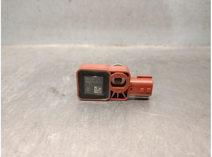 Replacement impact sensor for Dacia Duster II 1.5 Blue dCi Diesel FAP CAT OEM IAM reference 988308712R 38688402