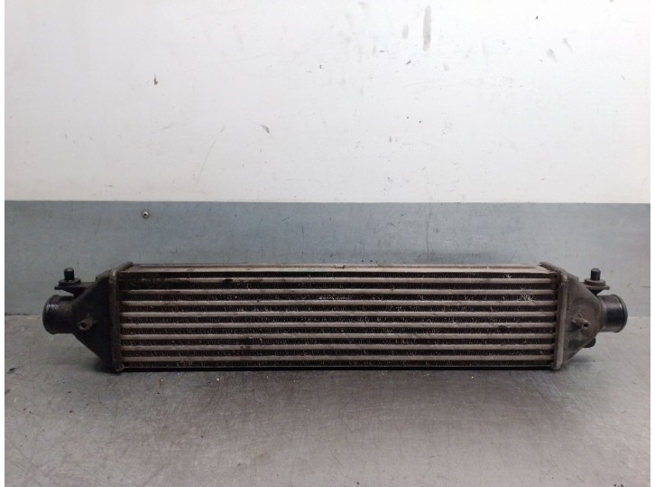 Recambio de intercooler para fiat doblo 1.6 jtdm 16v cat referencia OEM IAM 896255500 