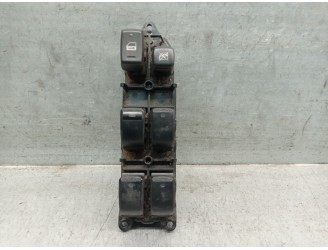 Recambio de mando elevalunas delantero izquierdo para toyota corolla verso (e12) 2.0 turbodiesel cat referencia OEM IAM 84040130