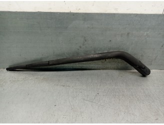 Recambio de brazo limpia trasero para toyota corolla verso (e12) 2.0 turbodiesel cat referencia OEM IAM 8524213060 8524213060 