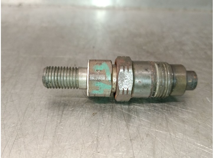 Replacement injector for Hyundai H1 2.5 diesel OEM IAM reference 3380042500 3380042500 