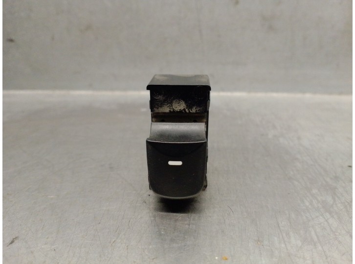 Recambio de mando elevalunas trasero izquierdo para hyundai elantra v sedán (md, ud) 1.6 referencia OEM IAM 935763X001RY 935763X