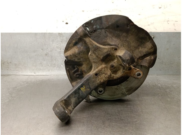 Recambio de mangueta delantera izquierda para hyundai h 1 2.5 diesel referencia OEM IAM 567164A000 567164A000 