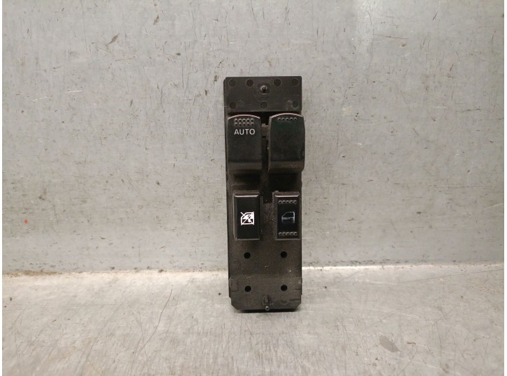Recambio de mando elevalunas delantero izquierdo para suzuki swift berlina (mz) 1.3 ddis diesel cat referencia OEM IAM 3799062J1