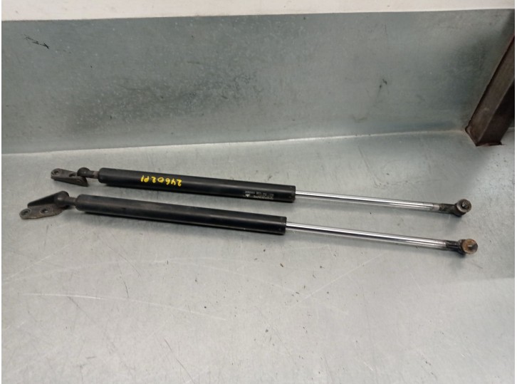 Recambio de amortiguadores maletero / porton para mazda 6 monovolumen (gy) 2.0 diesel cat referencia OEM IAM GN7L62620 GN7L63620