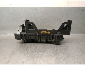 Recambio de caja reles / fusibles para mercedes-benz clase c (w204) berlina 2.2 cdi cat referencia OEM IAM 748038  1718783