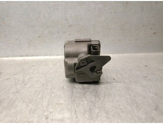 Recambio de motor tapa deposito combustible para mercedes-benz clase c (w204) berlina 2.2 cdi cat referencia OEM IAM 896105Q02 8