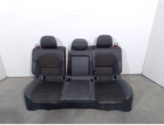 Recambio de asientos traseros para renault koleos ii (hc_) 2.0 dci 175 4wd referencia OEM IAM 886511504R 886511504R 