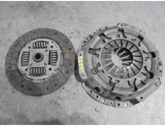 Recambio de kit embrague para nissan primera berlina (p11) referencia OEM IAM 46602 LUK