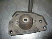 Recambio de soporte motor izquierdo para peugeot 307 (s1) 1.6 hdi referencia OEM IAM 96230491 