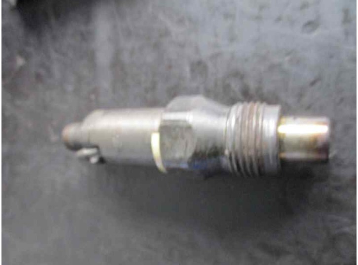 Recambio de inyector para citroën xsara berlina 1.9td tonic referencia OEM IAM LCR6734303G LCR6734303G LUCAS