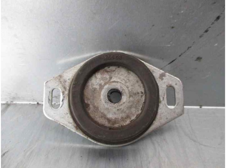 Replacement left engine mount for Citroën Xsara Picasso 1.6 HDI CAT (9HY / DV6TED4) OEM IAM reference 