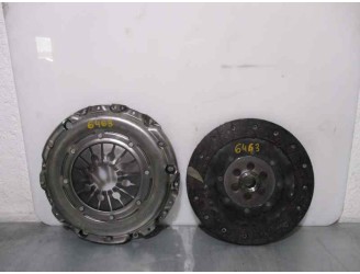 Recambio de kit embrague para renault megane ii berlina 5p 1.9 dci diesel referencia OEM IAM 8201044952 VALEO