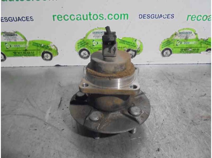 Recambio de mangueta trasera derecha para toyota prius (nhw20) 1.5 cat referencia OEM IAM 8954420010 / 4245047030 4245047030 