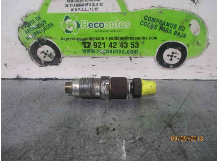 Recambio de inyector para toyota avensis berlina (t 22) 2.0 turbodiesel cat referencia OEM IAM 2367027030  