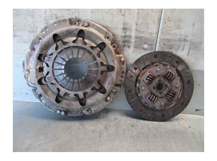 Recambio de kit embrague para nissan micra (k12e) 1.4 cat referencia OEM IAM 30100BC00A  