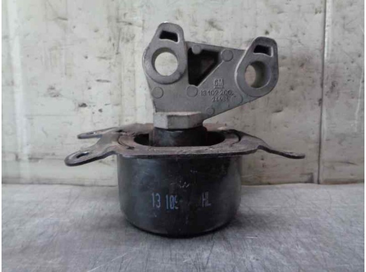 Recambio de soporte motor izquierdo para opel corsa c 1.4 16v referencia OEM IAM 13109200 