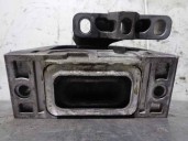 Replacement right engine mount for Volkswagen Golf IV sedan (1J1) 1.9 TDI OEM IAM reference 1K0199262BB 