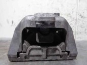 Replacement right engine mount for Volkswagen Golf IV sedan (1J1) 1.9 TDI OEM IAM reference 1K0199262BB 