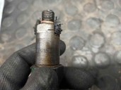 Recambio de inyector para ford mondeo berlina (gd) 1.8 turbodiesel cat referencia OEM IAM LDC008R01AA2 LCR6705601E LUCAS