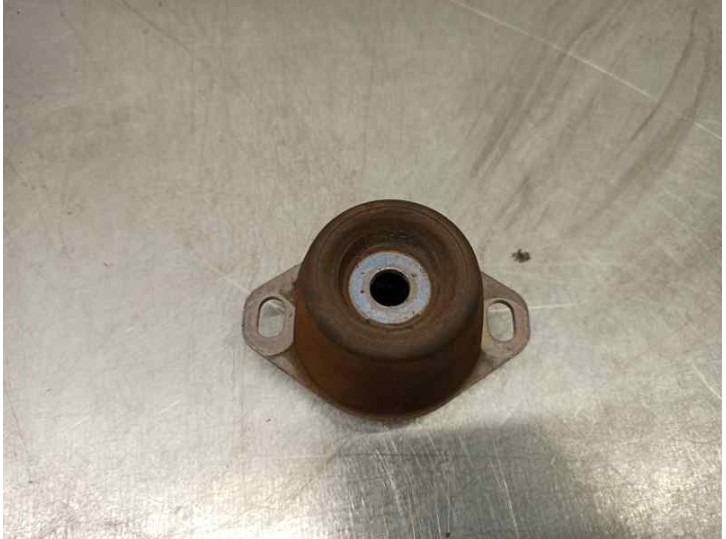 Recambio de soporte motor izquierdo para citroën c4 berlina 1.6 16v referencia OEM IAM 96230491  