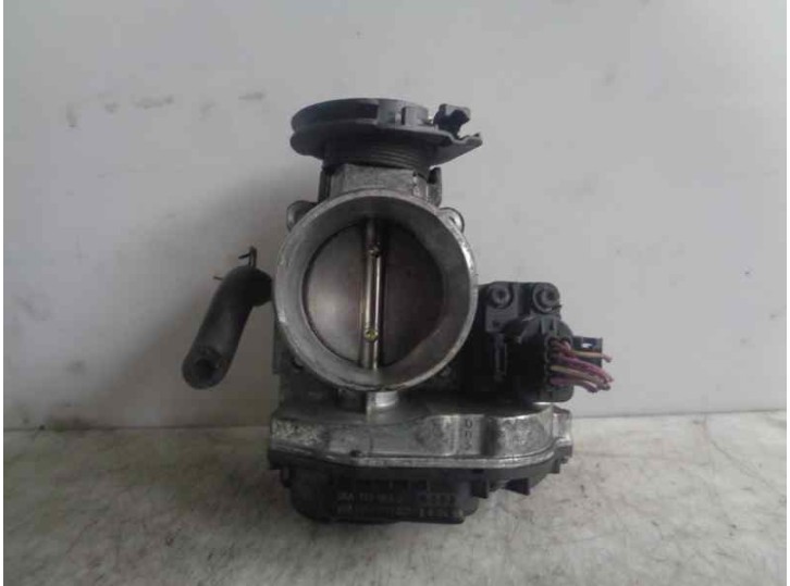 Recambio de caja mariposa para audi a3 (8l) 1.8 20v turbo referencia OEM IAM 06A133063G SIEMENS
